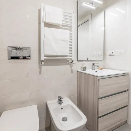 Daire Benedetta Flat- Stylish & Cozy Rm Roma